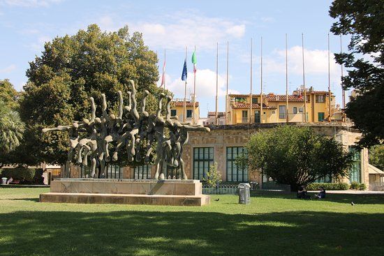 Palazzo Degli Affari