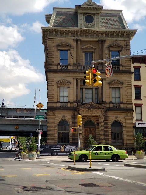 Williamsburg Art & Historical Center