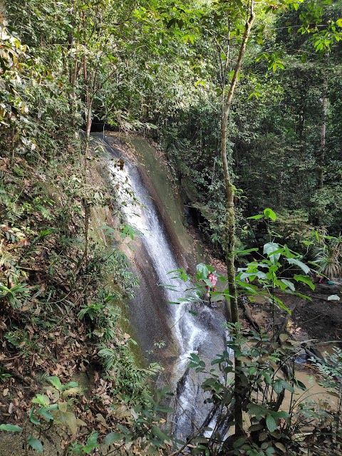 Apek Hill Trail