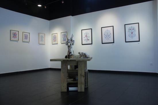 Kitch-N-Art Gallery
