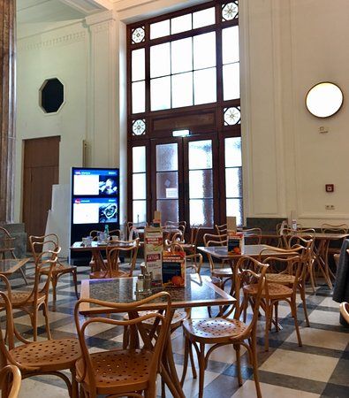 Joules Bistro