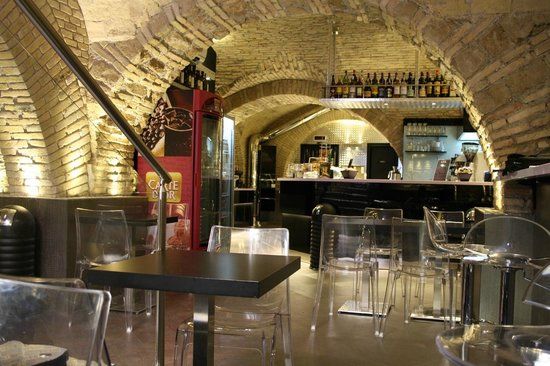 Lilac Bar