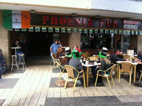 Phoenix Pub Seville River