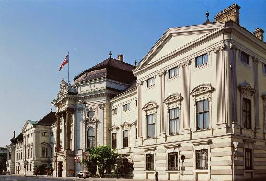 Palais Auersperg