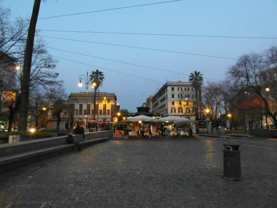 Piazza del Risorgimento