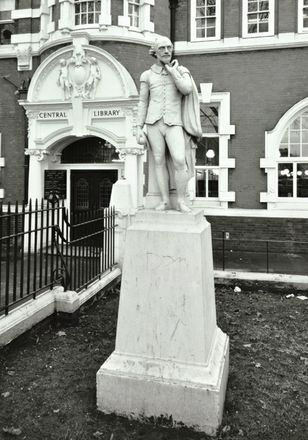 Statue of William Shakespeare