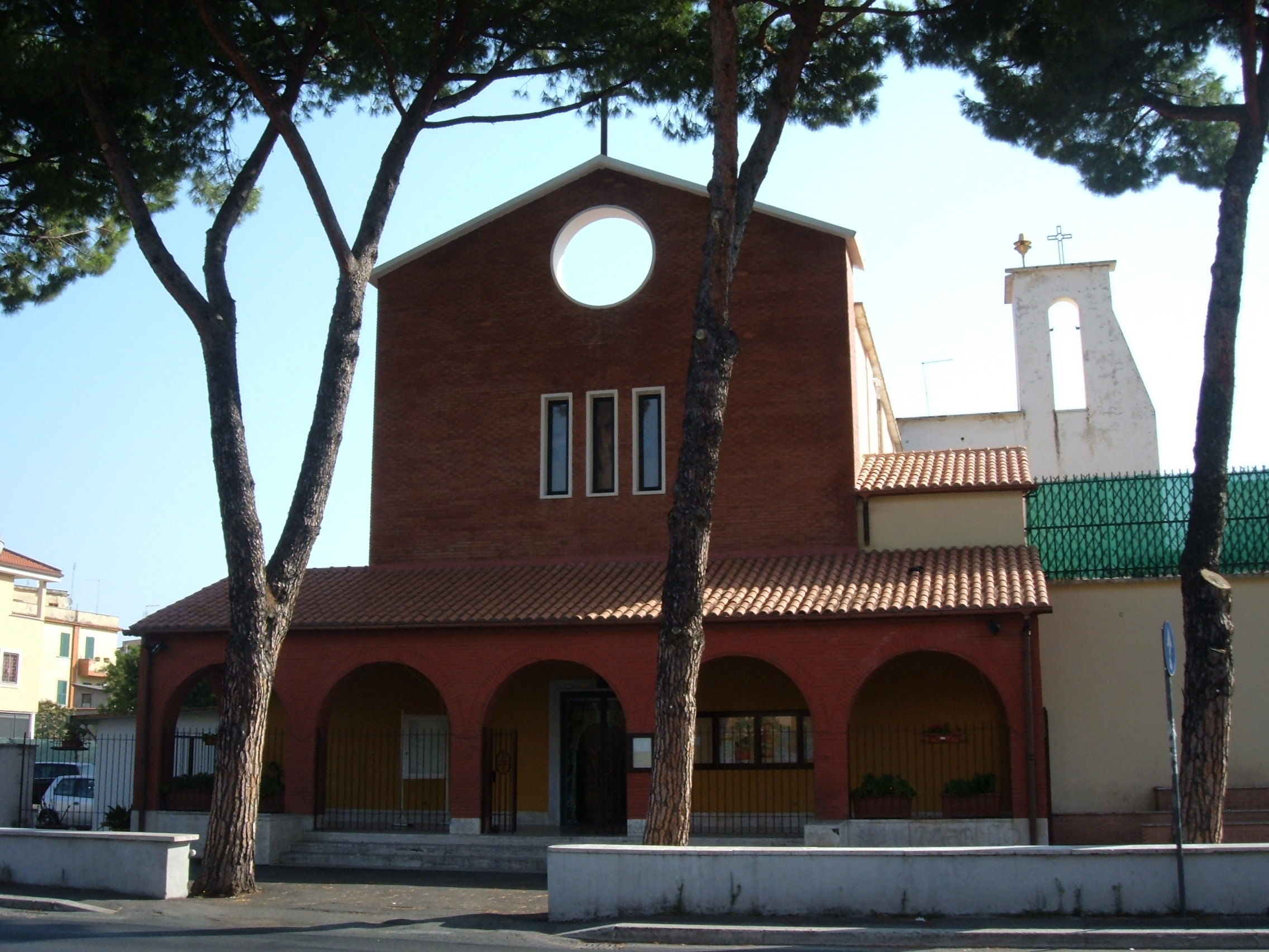 Chiesa del Sacro Cuore di Gesu a Ponte Mammolo