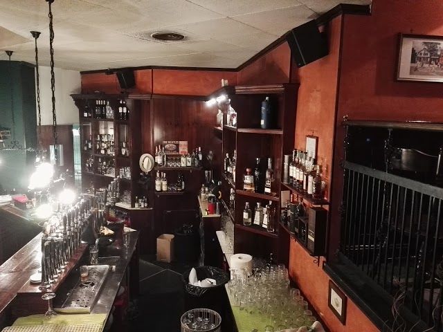 Crossing's Pub
