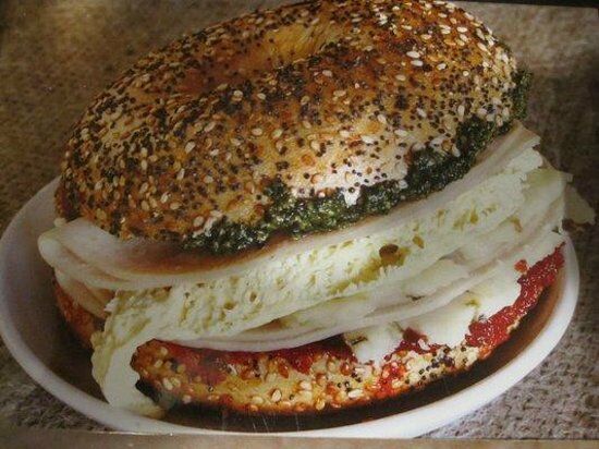 Deli-icious Cafe